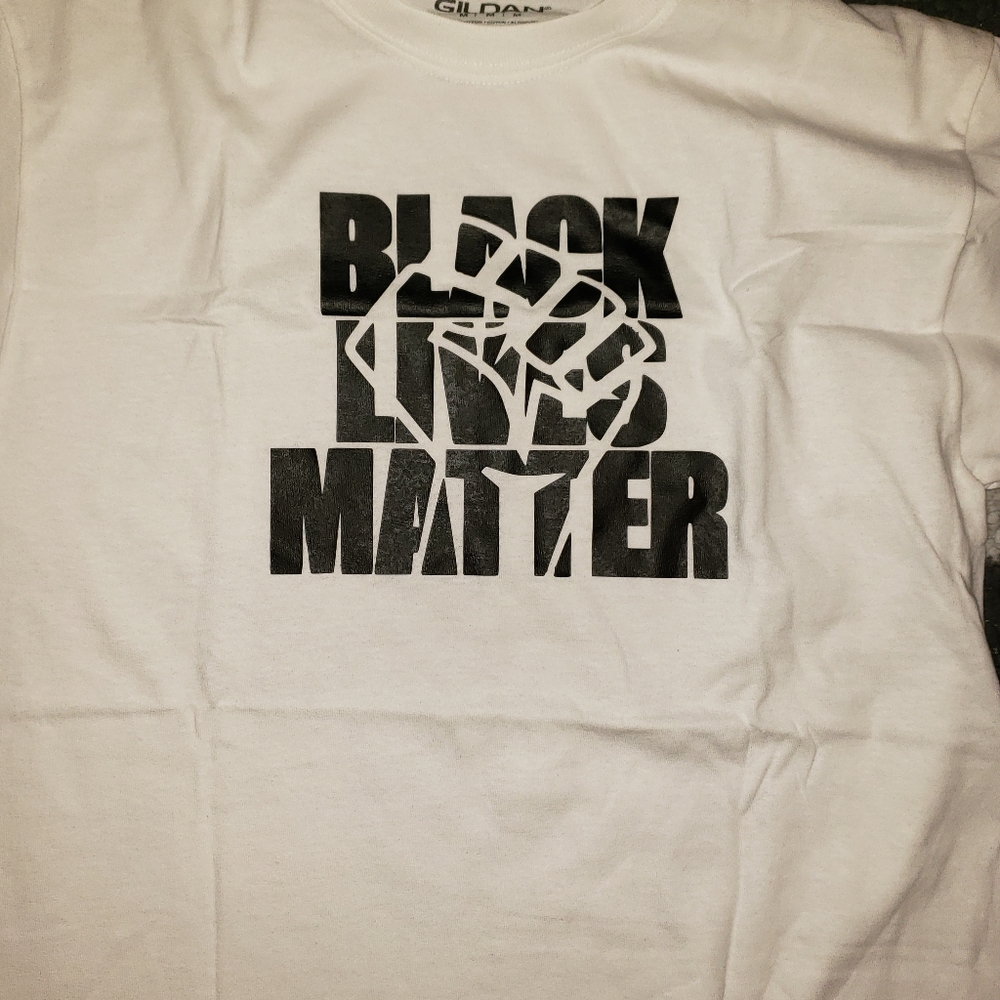 Black lives Matter t shirt